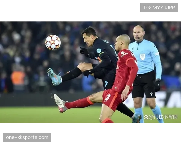 VAR规则：介入条件与回看范围影响裁判最终判罚