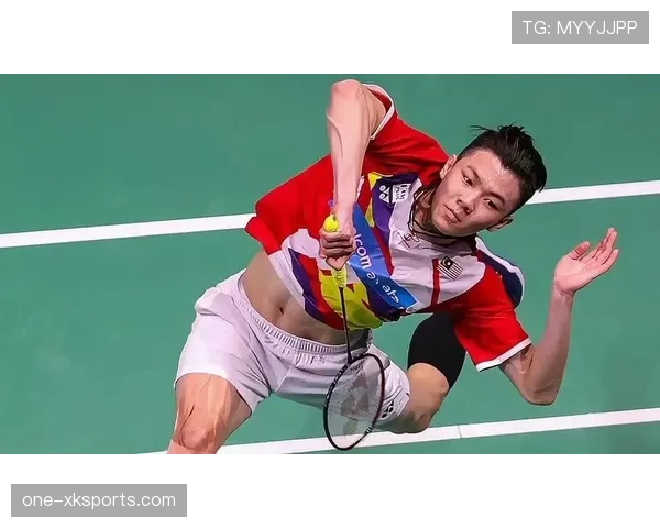 李梓嘉训练间隙自拍,居然穿得比我逛街还讲究? 李梓嘉训练间隙自拍,居然穿得比我逛街还讲究?
